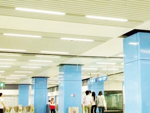Nanjing Metro Line 2